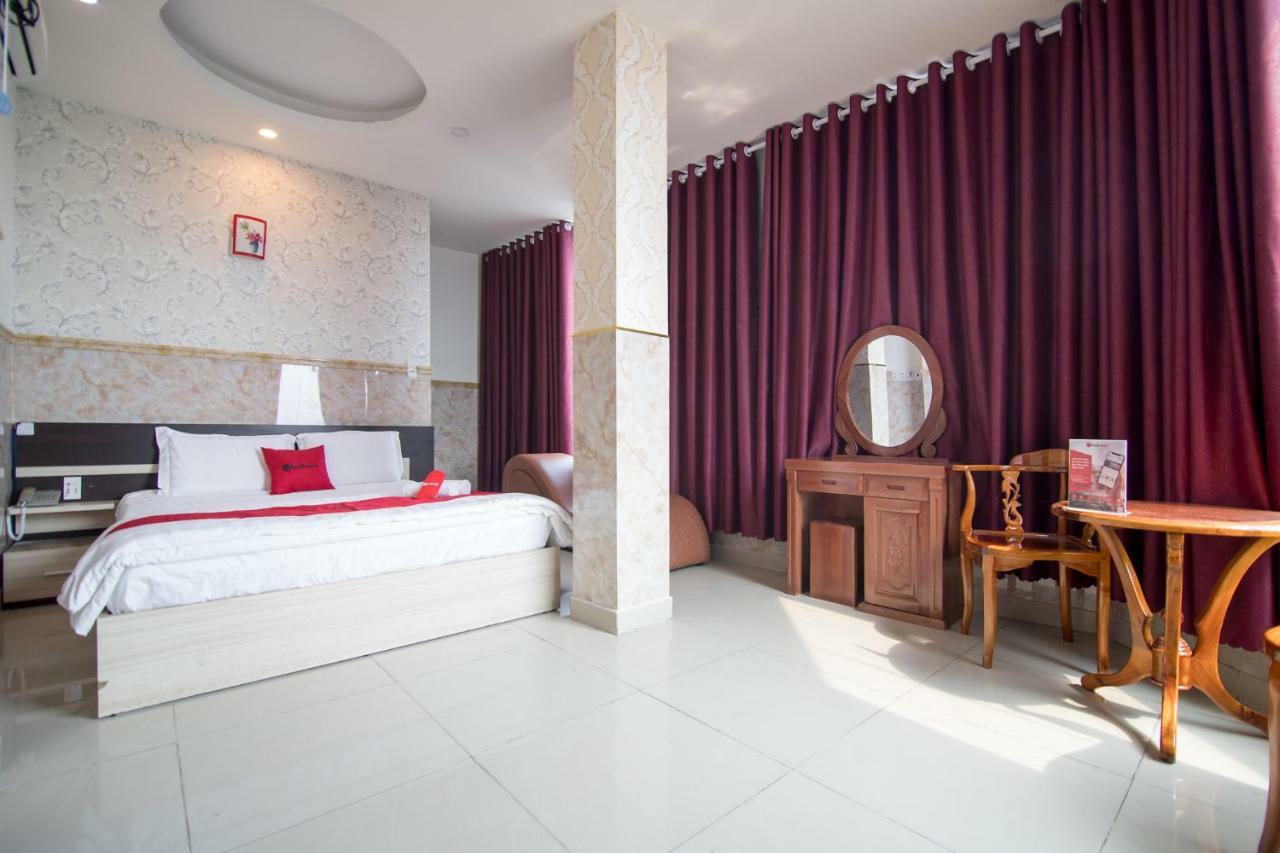 Reddoorz Plus Near Mien Tay Bus Station 2 Ho Chi Minh City Exterior photo