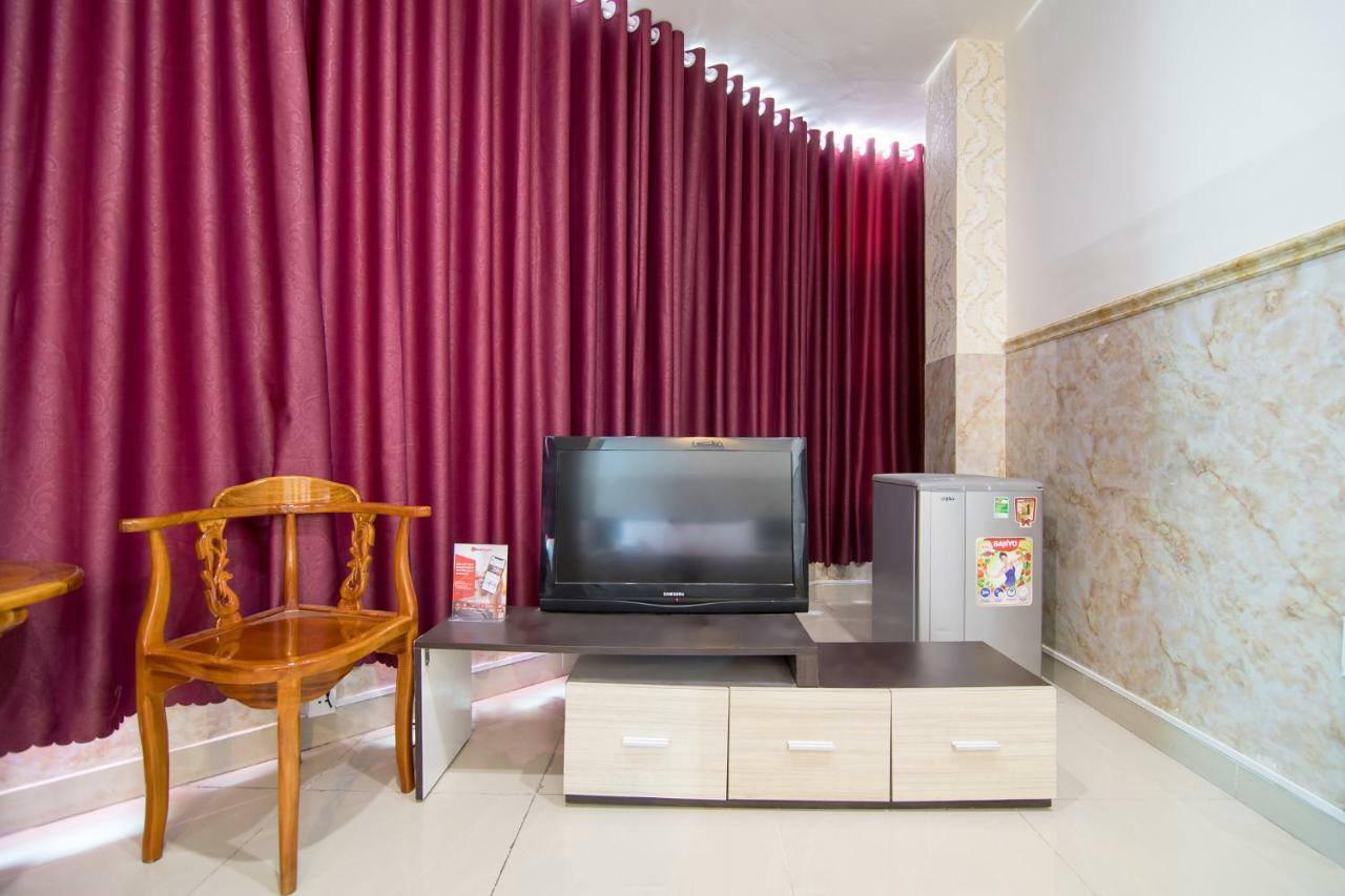 Reddoorz Plus Near Mien Tay Bus Station 2 Ho Chi Minh City Exterior photo