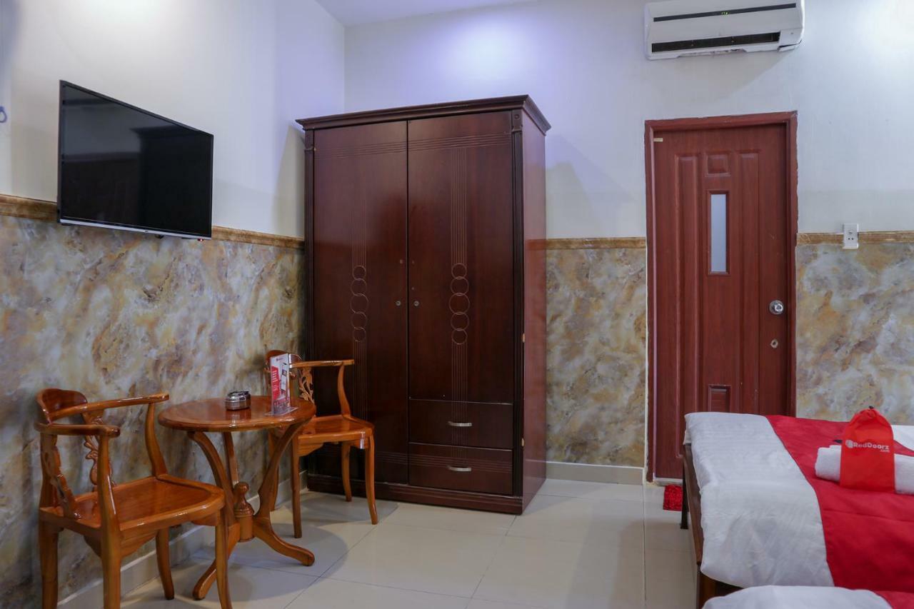 Reddoorz Plus Near Mien Tay Bus Station 2 Ho Chi Minh City Exterior photo
