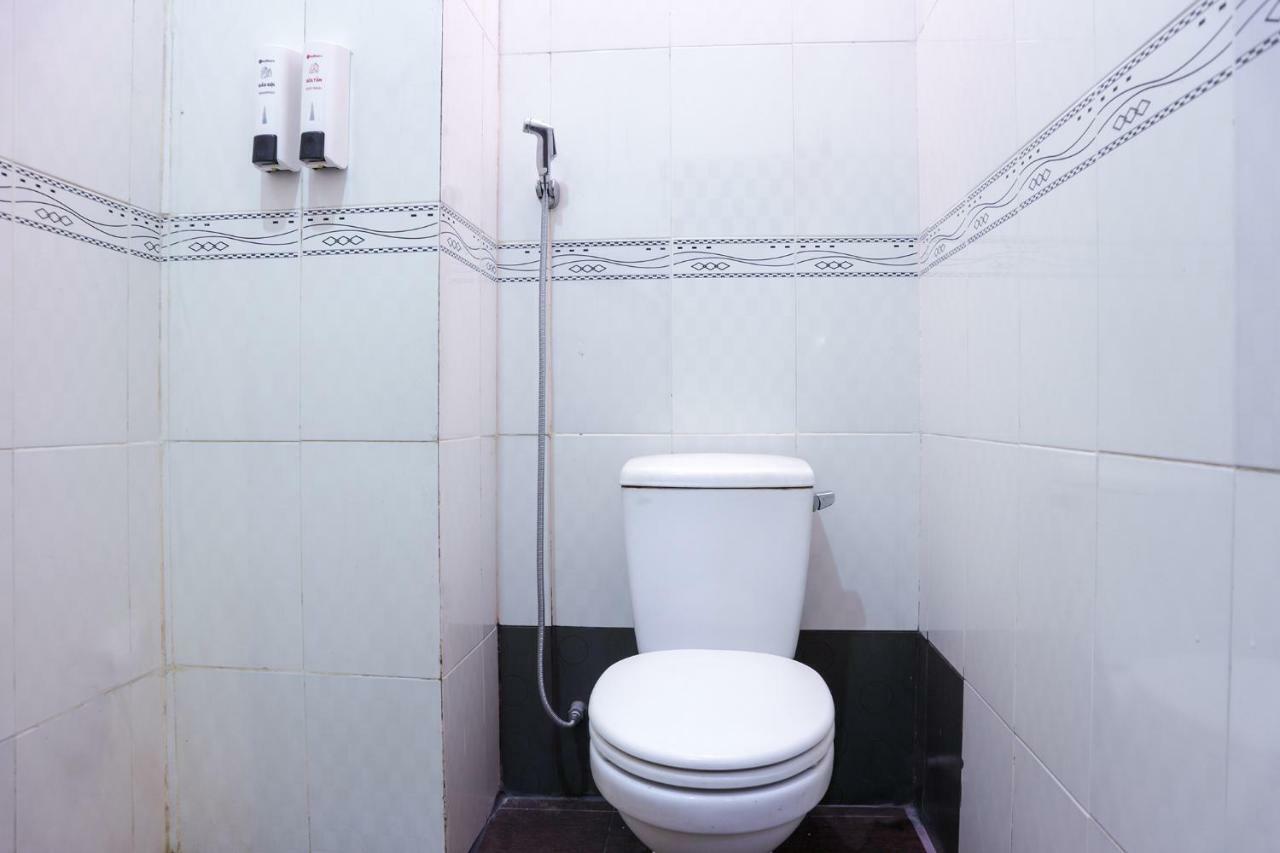 Reddoorz Plus Near Mien Tay Bus Station 2 Ho Chi Minh City Exterior photo