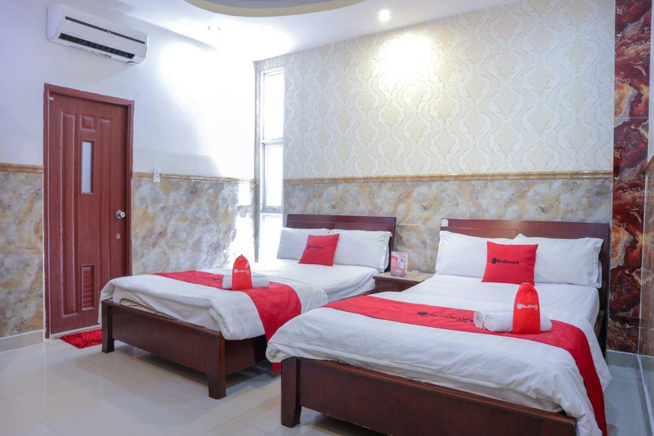 Reddoorz Plus Near Mien Tay Bus Station 2 Ho Chi Minh City Exterior photo